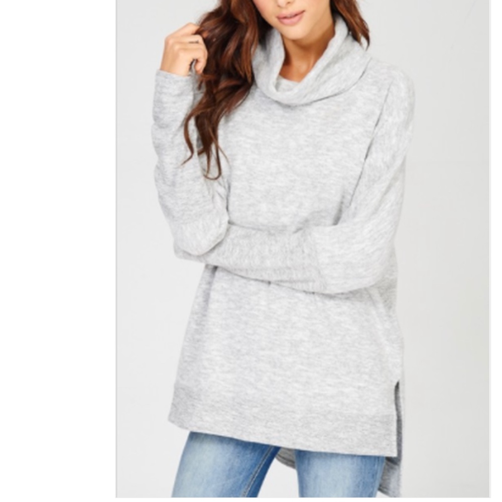 NWT High Low Turtleneck Super Soft!